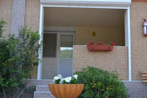 2-5- ти местный 