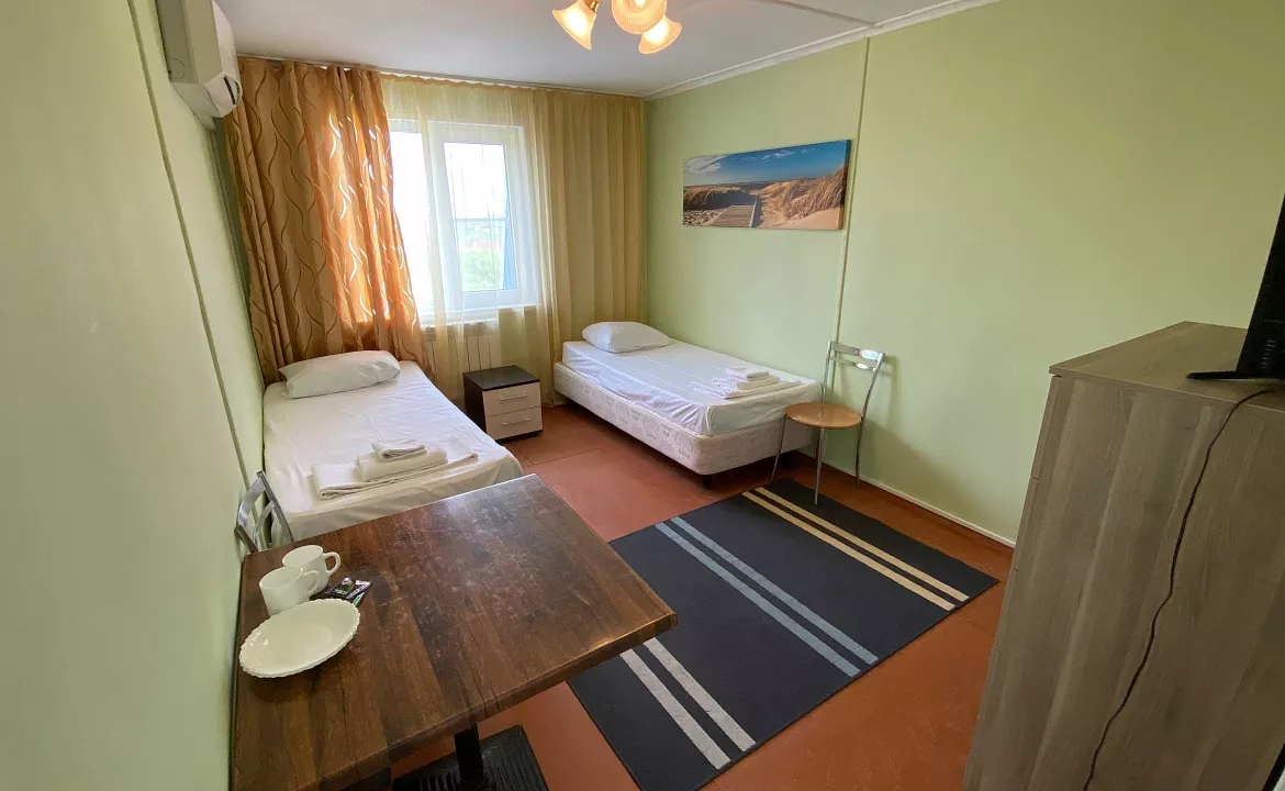 ДВУХМЕСТНЫЙ . Гостевой дом АКВАТОРИЯ . Кучугуры
