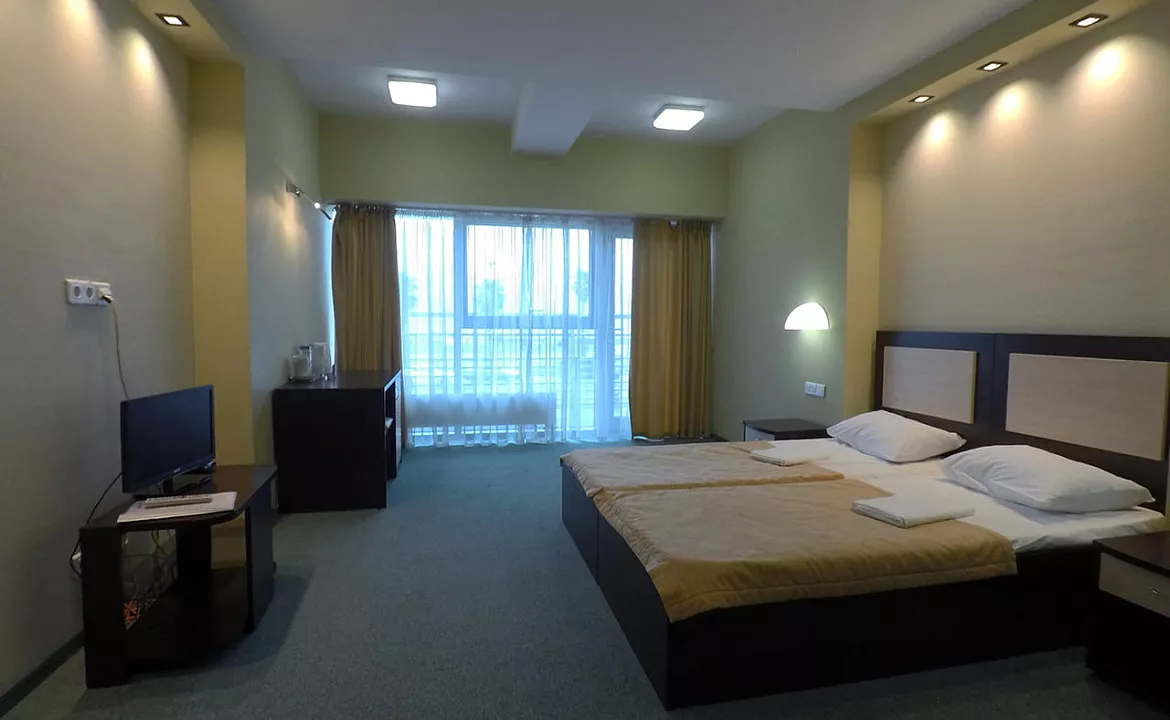 Отель. Трехместный с 3 односпальными кроватями. Отель/Хостел «Терминал Адлер». Адлер