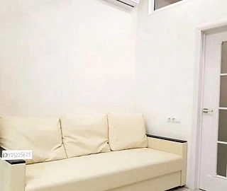 Квартира, 2-комнатная, Навагинская улица, 16. Квартира в многоквартирном доме в Центральном и Хостинском районе города Сочи.. 