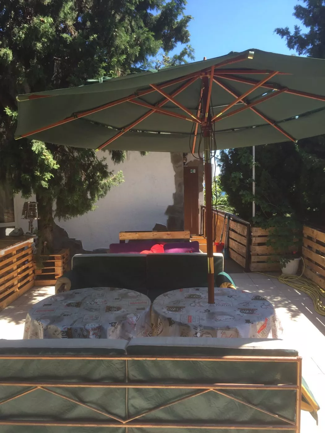 . Гостевой дом Дом семейного отдыха,до моря 10мин. Гурзуф