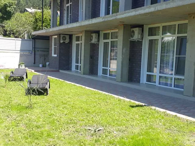 . Гостевой дом на Дунайской. Совет-Квадже