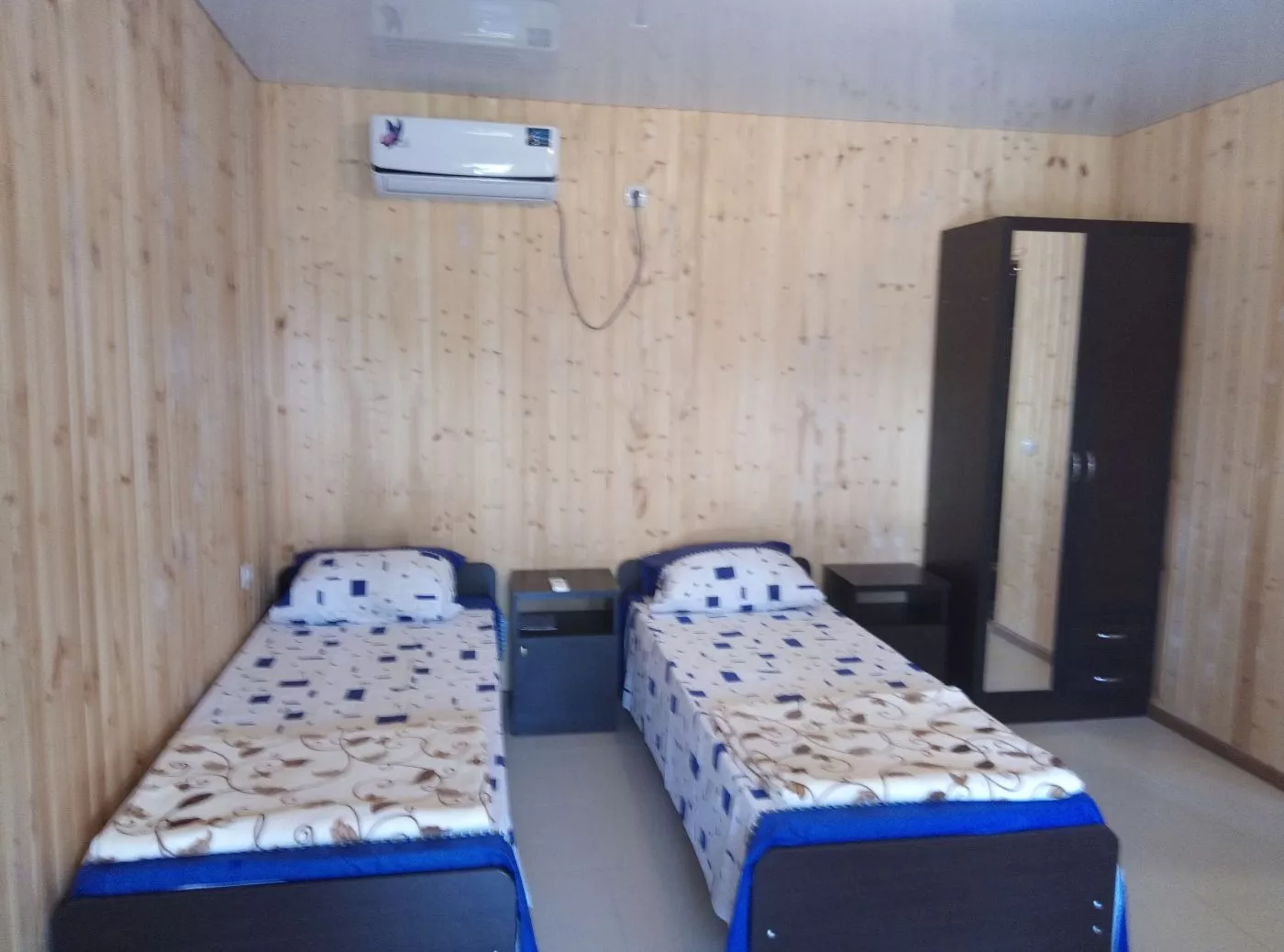 . Гостевой дом Лотос . Пицунда