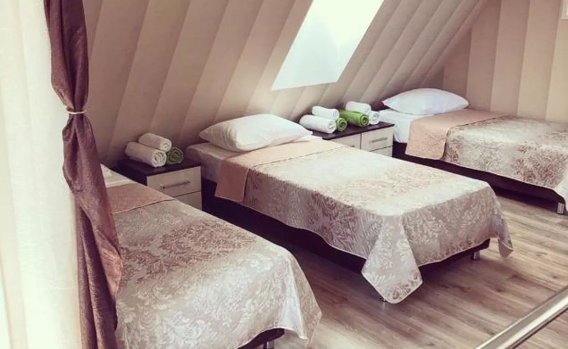 Номер «Семейный». Отель Водноспортивный клуб-отель "Торнадо". Ейск