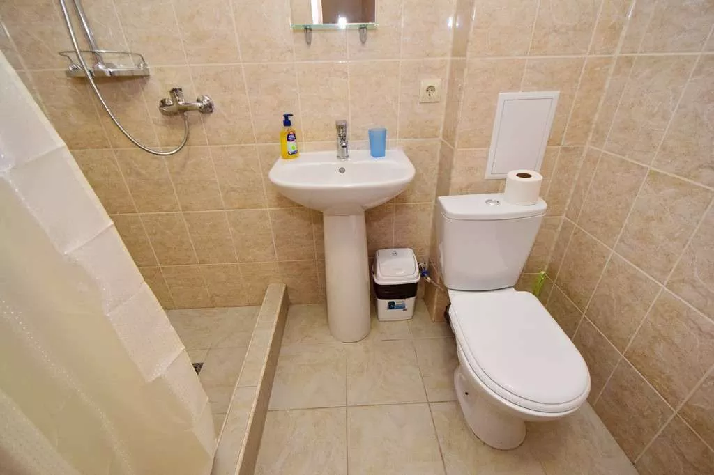 Стандарт 2-х местный с видом на бассейн. Гостевой дом "Ирис" - Витязево. Витязево