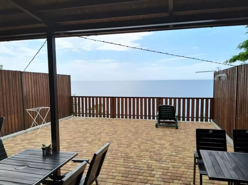 . Гостевой дом "Веранда". Небуг