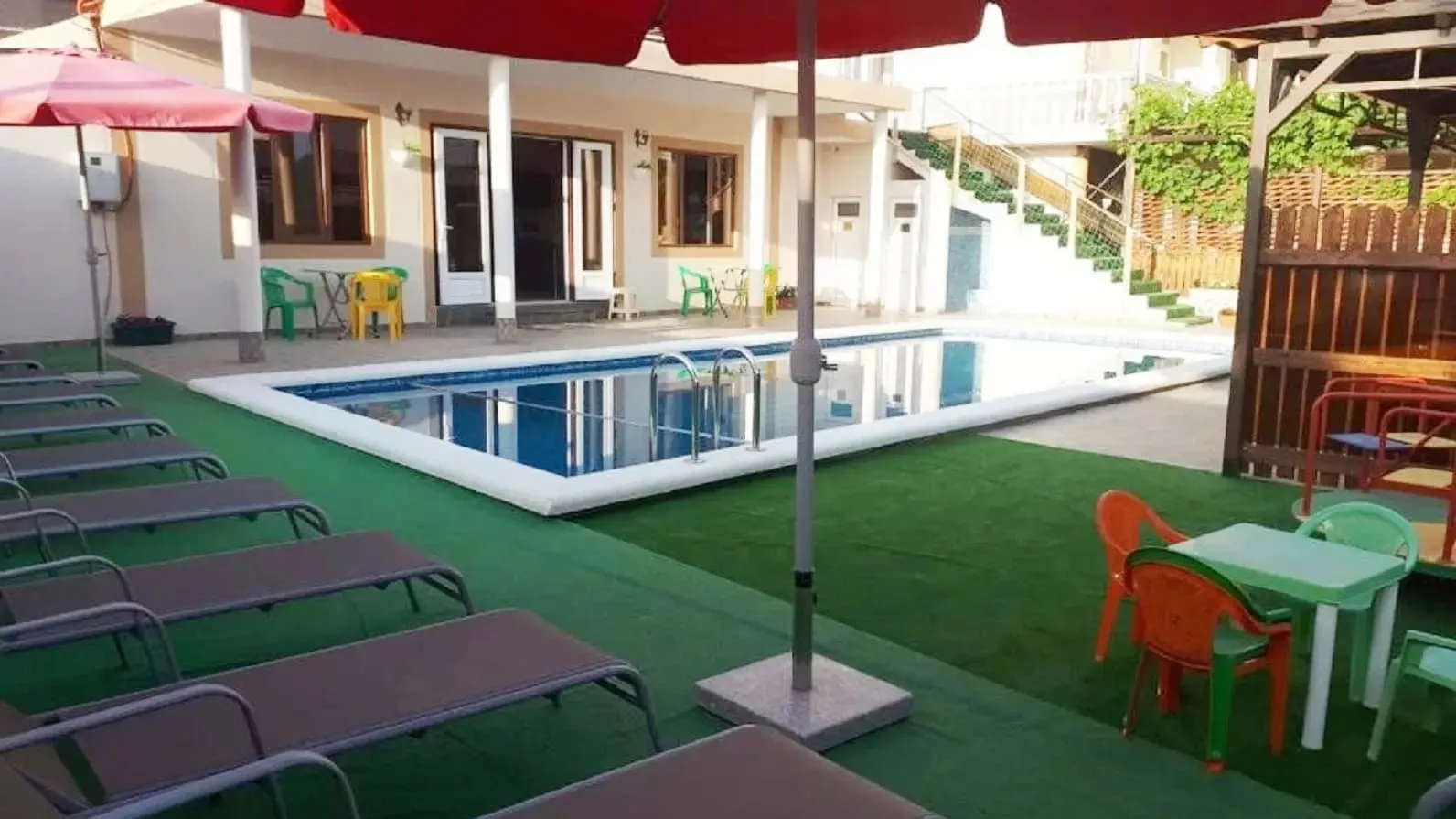 . Гостевой дом Aleksa. Кабардинка