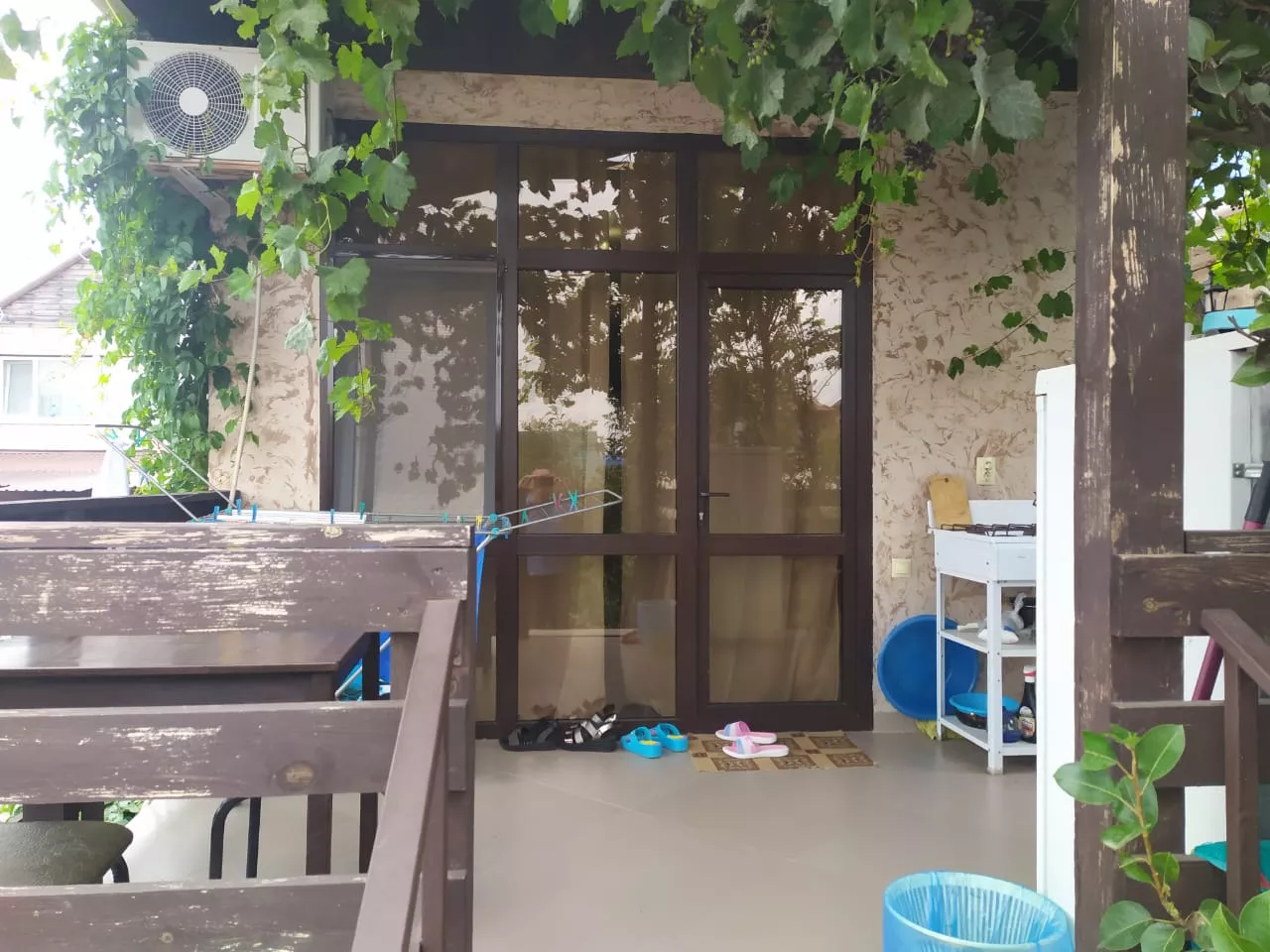 . Гостевой дом на Комарова 17. Витязево