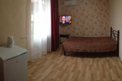 Комната для двоих с балконом. Гостевой дом Винтаж. Лазаревское