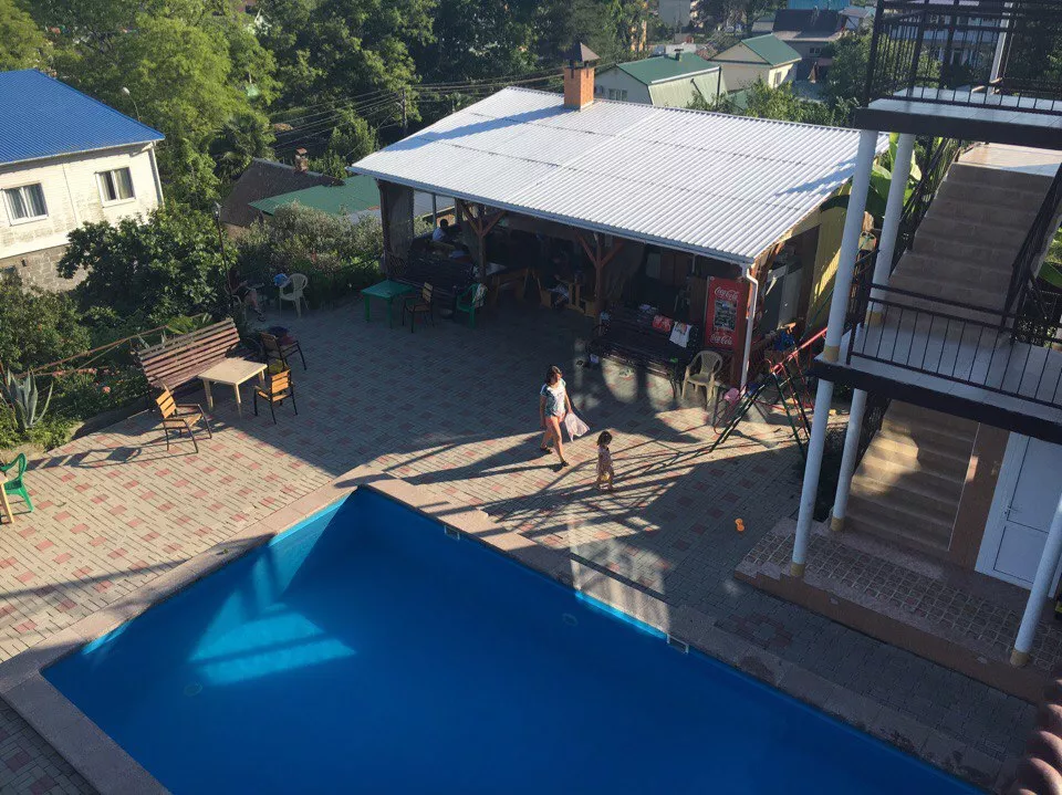 . Гостевой дом Рояль. Лоо