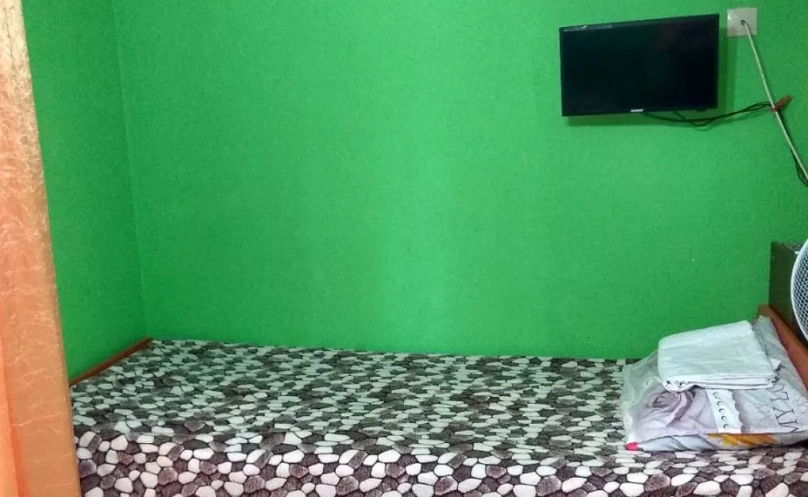 3 местный номер . Гостевой дом Ассоль. Гагра