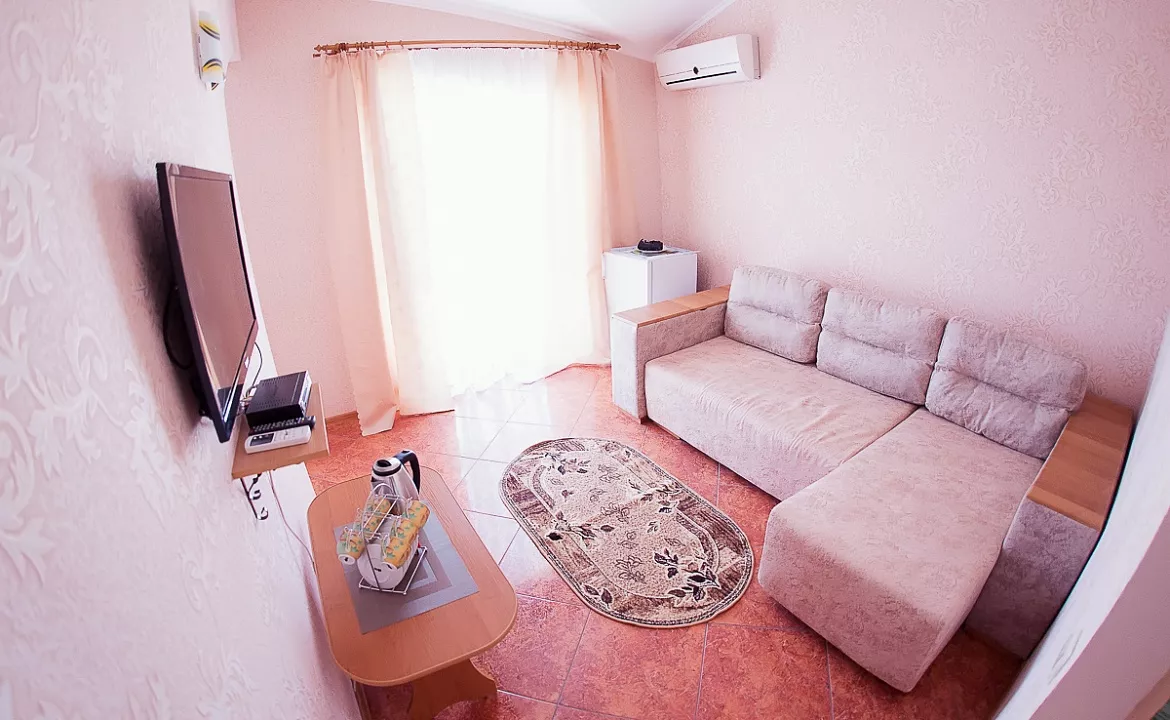 Семейный стандарт. Вилла Вилена. Лазурное Семейный стандарт. Вилла Вилена. Лазурное