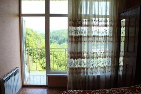 Улучшенный 2-х местный с балконом. Гостевой дом "Аида". Адлер Улучшенный 2-х местный с балконом. Гостевой дом "Аида". Адлер