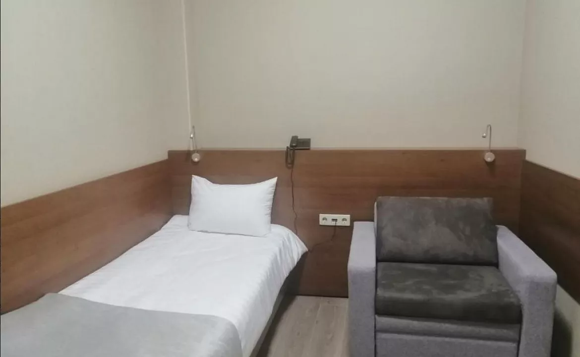 Одноместный номер. Отель Тройка. Красная Поляна