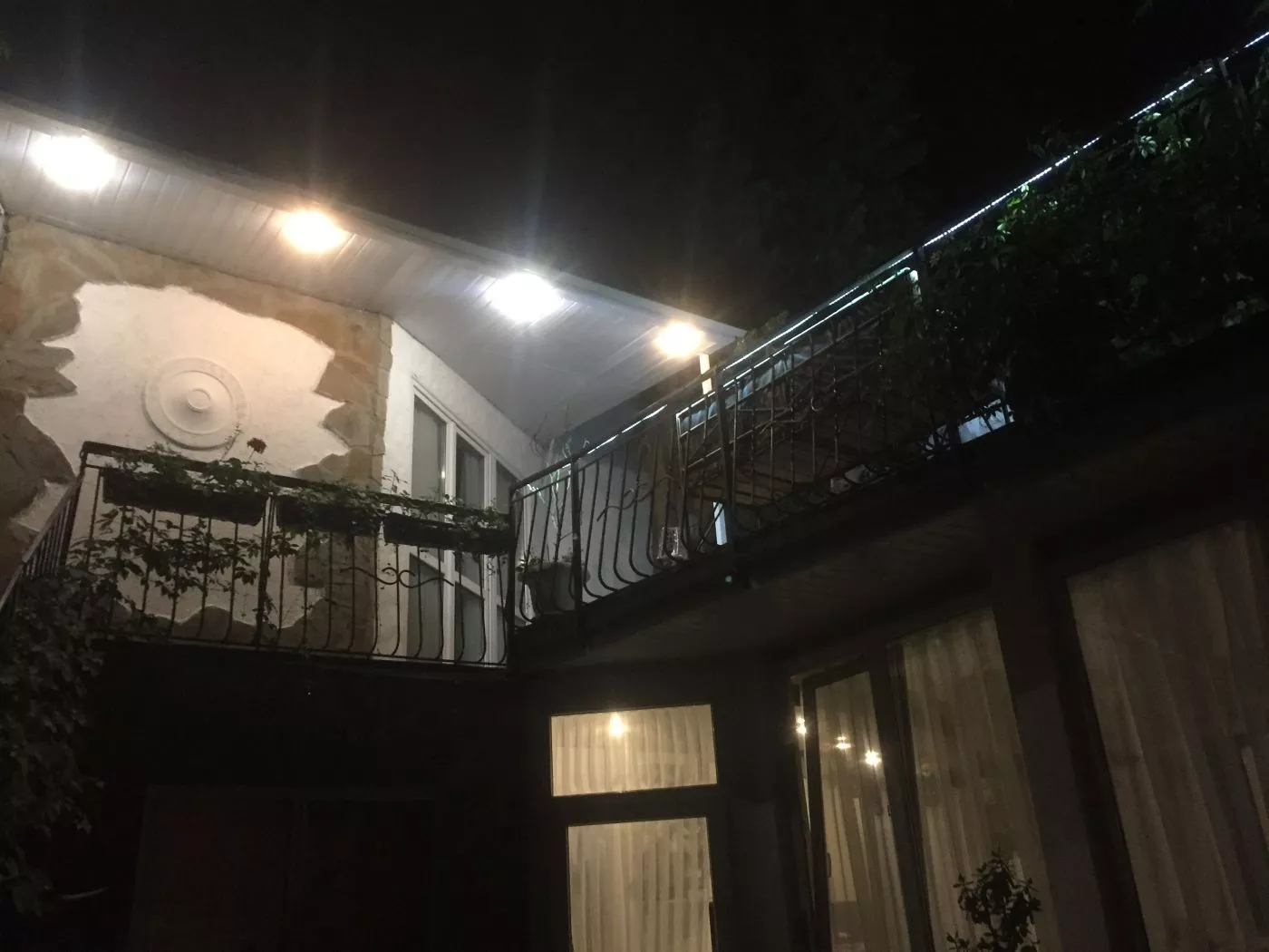 . Гостевой дом Дом семейного отдыха,до моря 10мин. Гурзуф