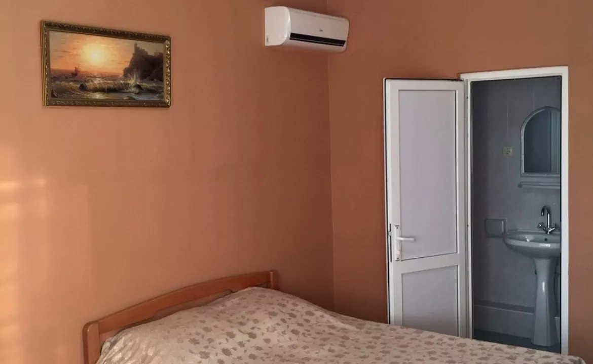 3-х местный стандарт. Гостевой Дом Эрика. Сочи