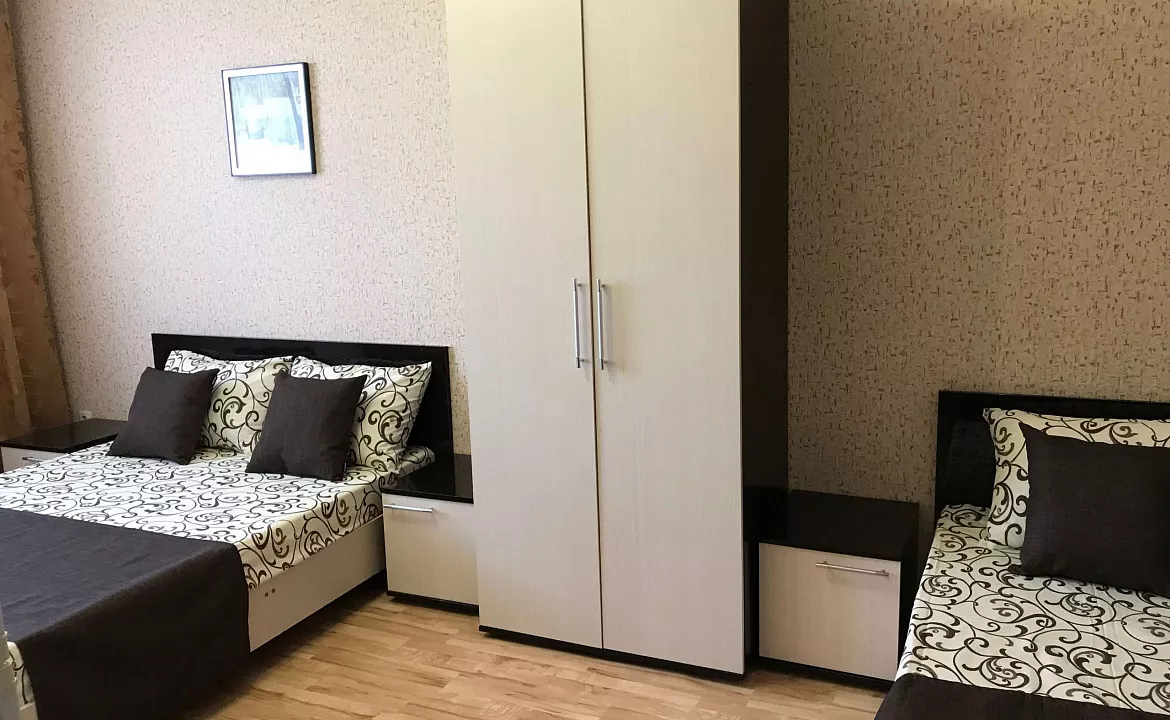 3х местный номер «Стандарт».. Гостевой дом "Виктория". Лазаревское 3х местный номер «Стандарт».. Гостевой дом "Виктория". Лазаревское