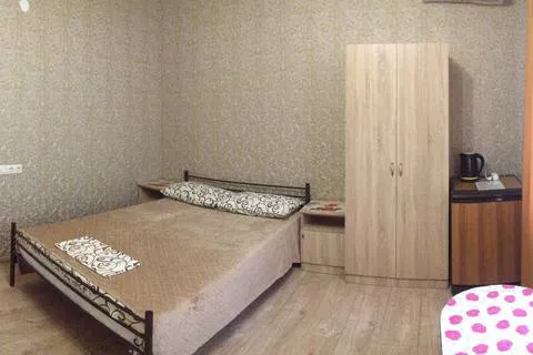 Комната для троих 2 этаж. Гостевой дом Винтаж. Лазаревское