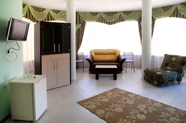 Студия. Отель "Бумеранг". Витязево