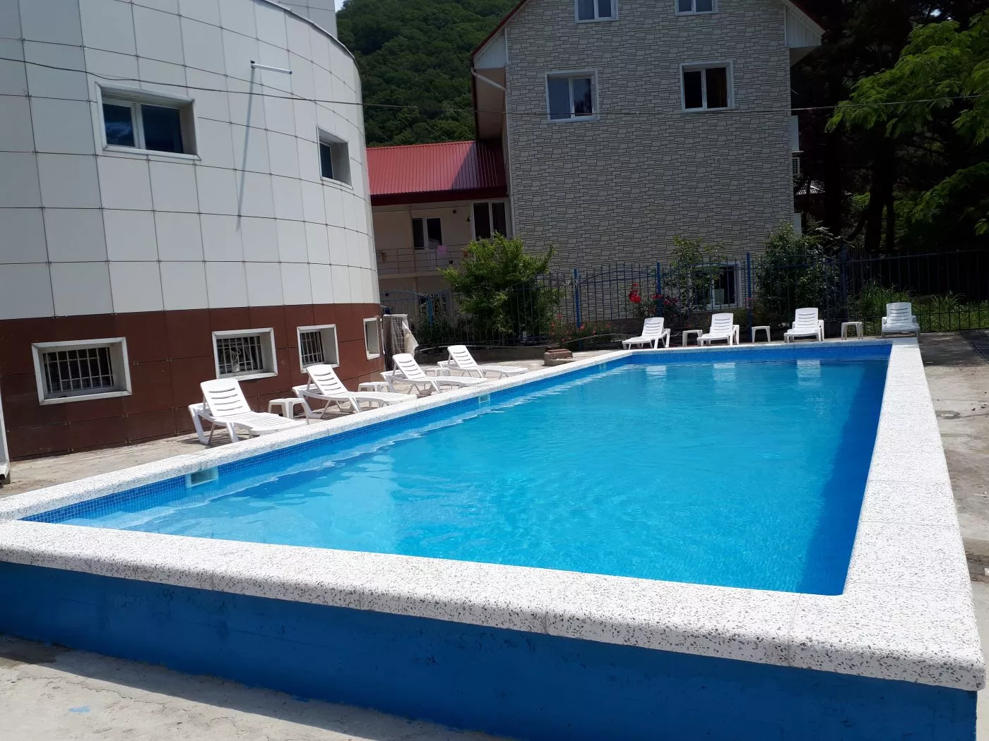 . Гостиница "Парадиз". Ольгинка