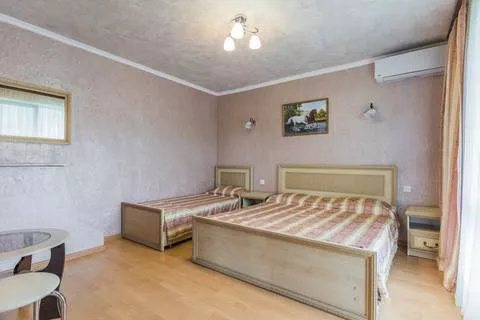 3-х местный «Стандарт» повышенной комфортности. Гостевой дом «Коралл-Лоо». Лоо