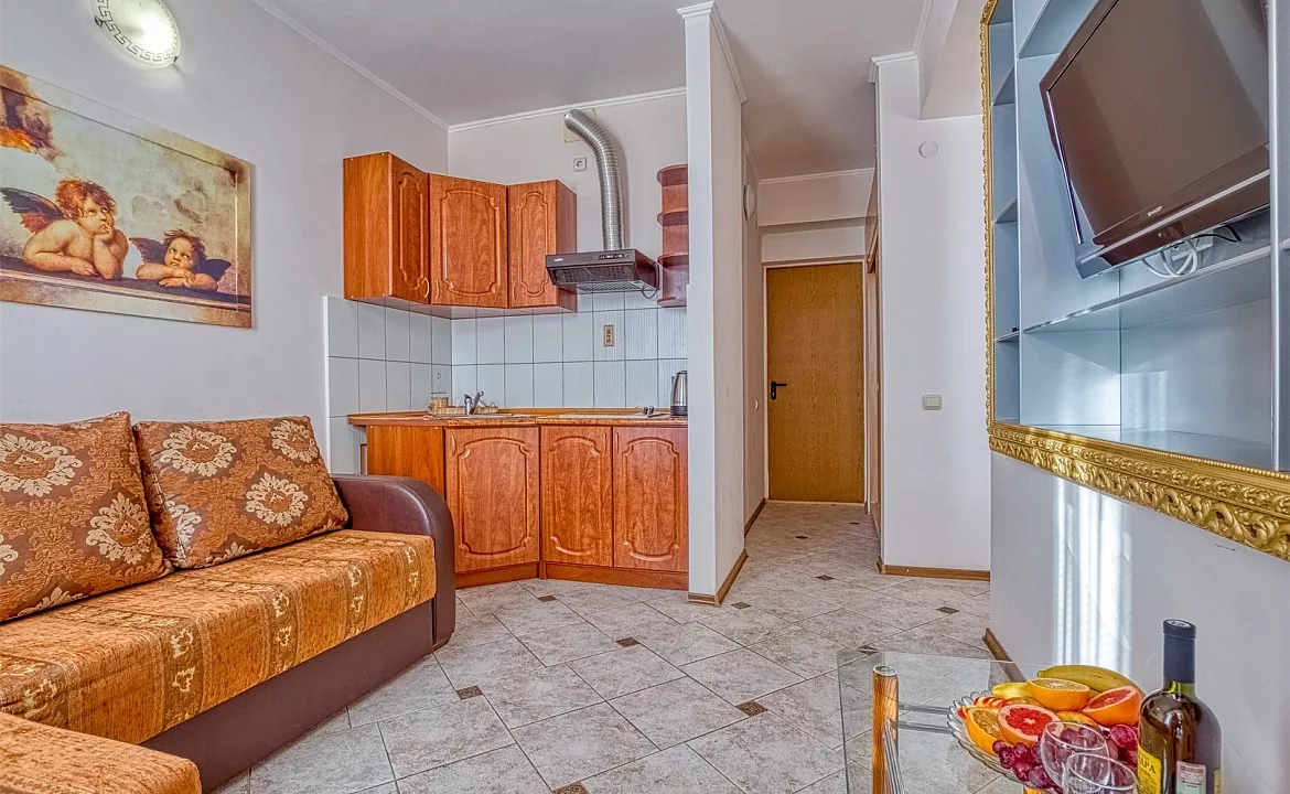 Люкс двухкомнатный с кухней. Отель «Интер». Утёс