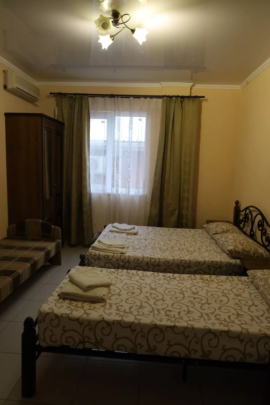 . Гостевой дом "Семья" - Геленджик. Геленджик