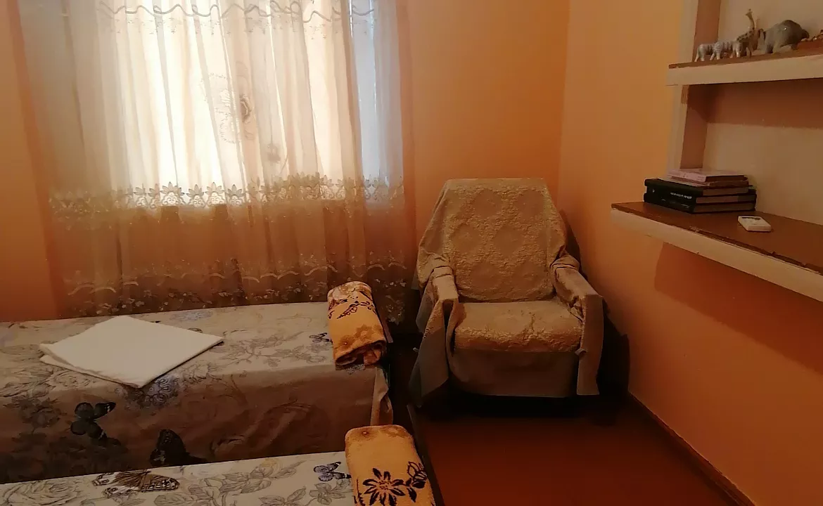 Лавровый лист . Частный сектор Лавровый лист. Новый Афон