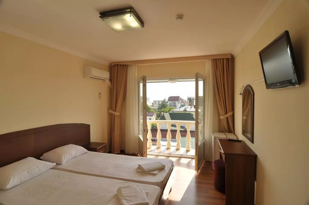 Стандарт. Отель "Троя". Лазаревское