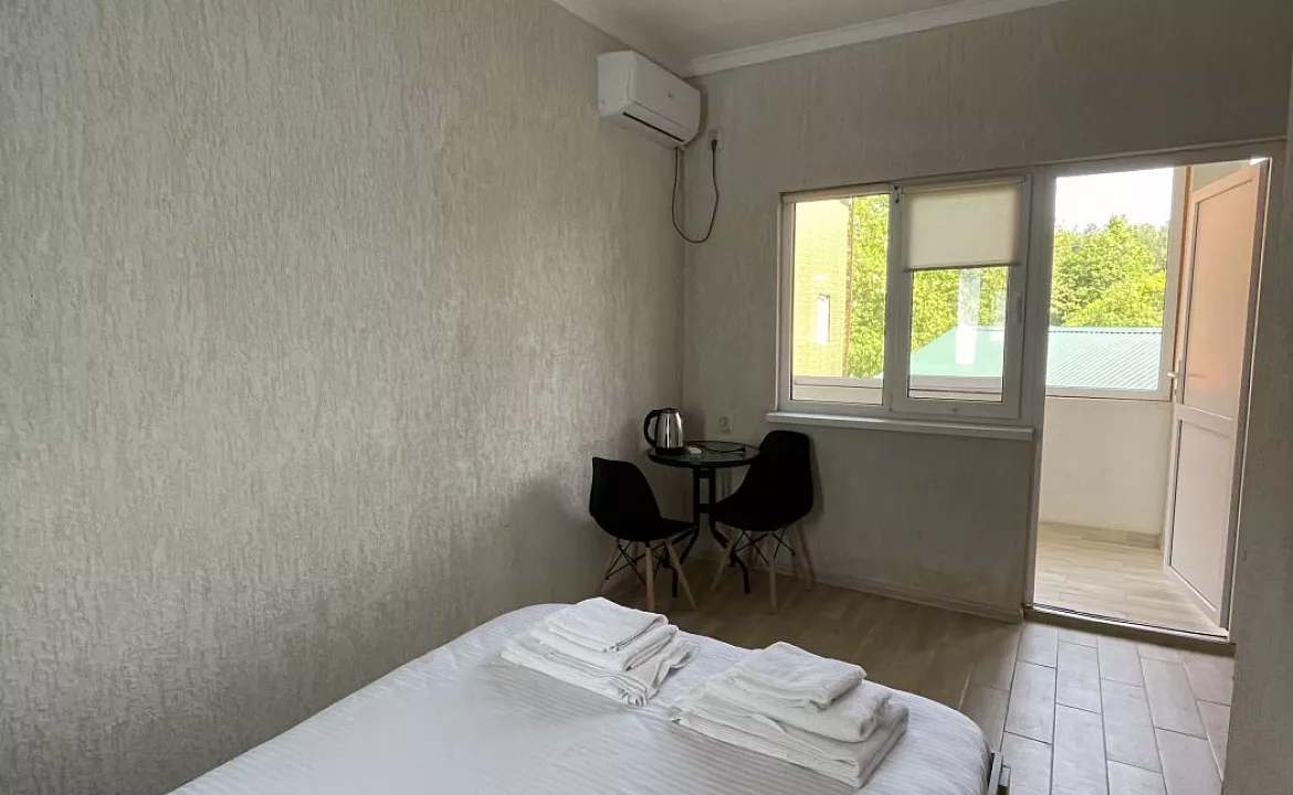 Стандарт с совместной кроватью. Гостевой дом "Алхыд". Пицунда