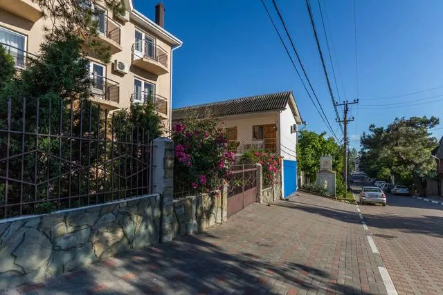 . Гостевой дом «Солнечный берег». Архипо-Осиповка