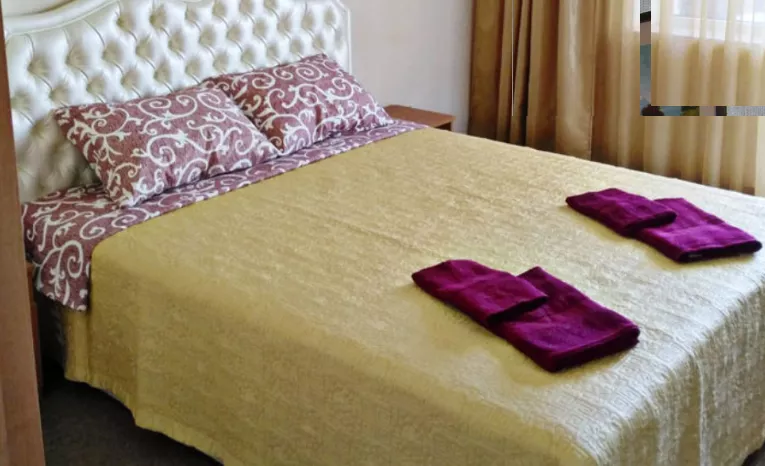 2-Х Местный. Семейный гостевой дом Лимпопо. Саки