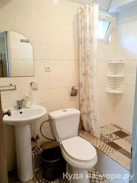 4-местные 1-комнатные апартаменты с кухней. Гостевой дом Алиса - Солоники. Солоники 4-местные 1-комнатные апартаменты с кухней. Гостевой дом Алиса - Солоники. Солоники