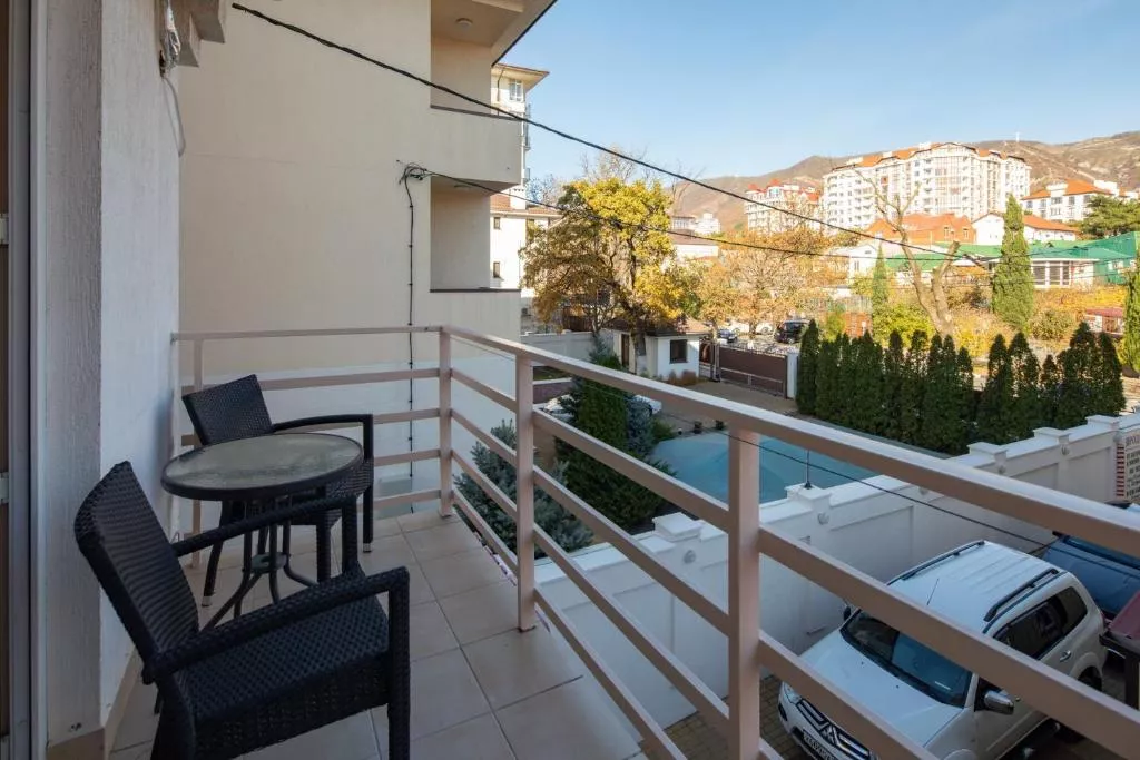 . Гостиница "Круиз". Геленджик