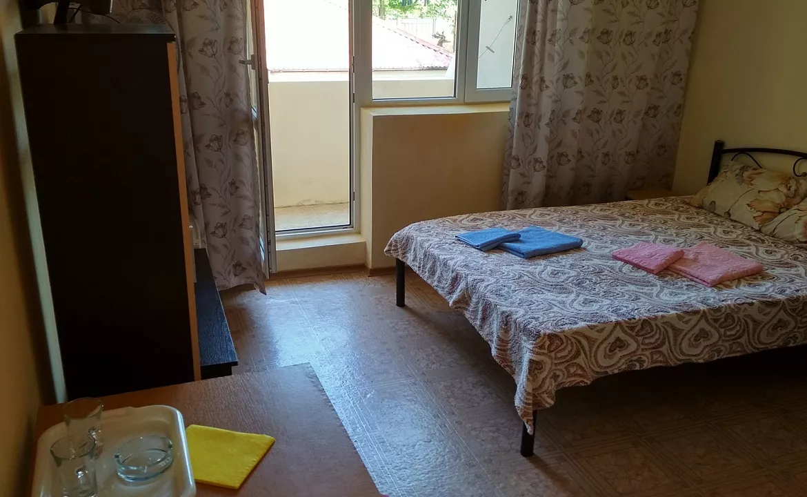 2-хместный стандартный номер. Гостиница "ВИКТОРиЯ" - Саки. Саки