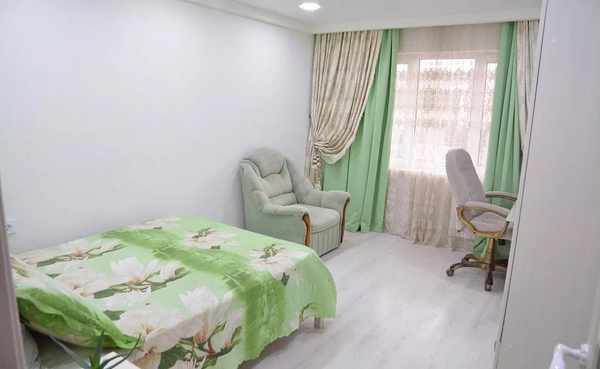 2-х комнт апартаменты. 2-х комнт апартаменты по ул Партизанская. Лазаревское