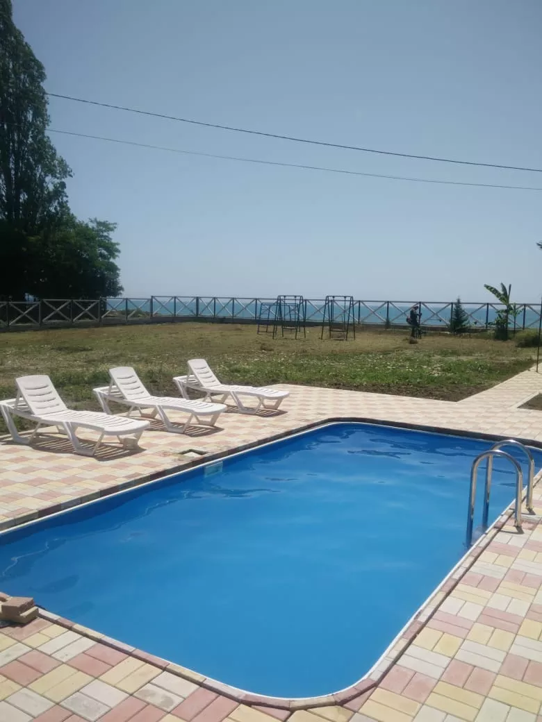 . Гостевой дом "Золотые пески". Гудаута