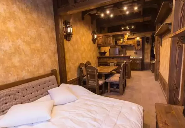 Апартаменты двухкомнатные в стиле «ШАЛЕ». Апартаменты «Вершина». Домбай - апартаменты