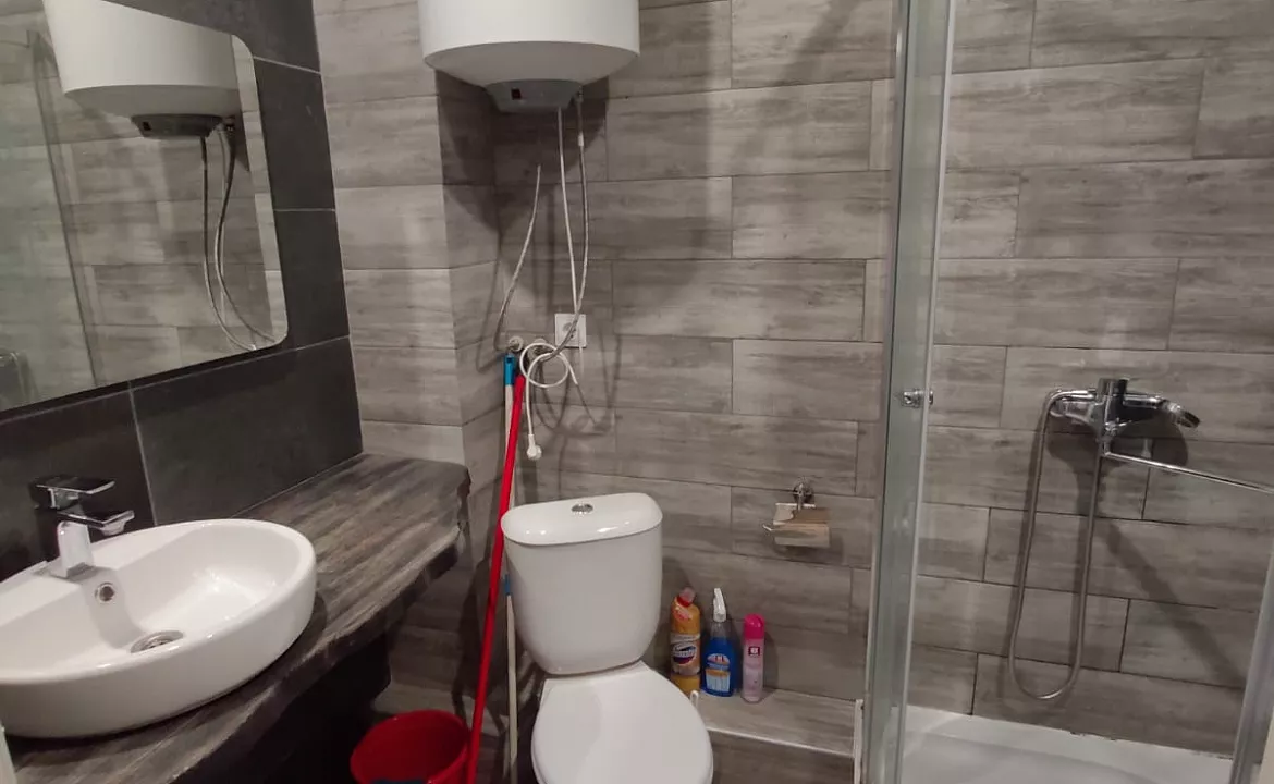 Студия. Квартира в многоквартирном доме Студия на Светлане. Сочи