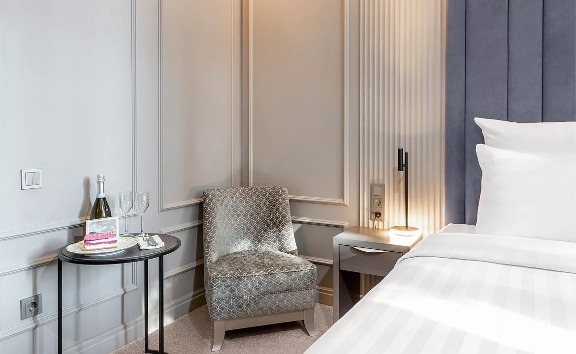 Стандарт с одной кроватью. Курортный отель Моне. Адлер