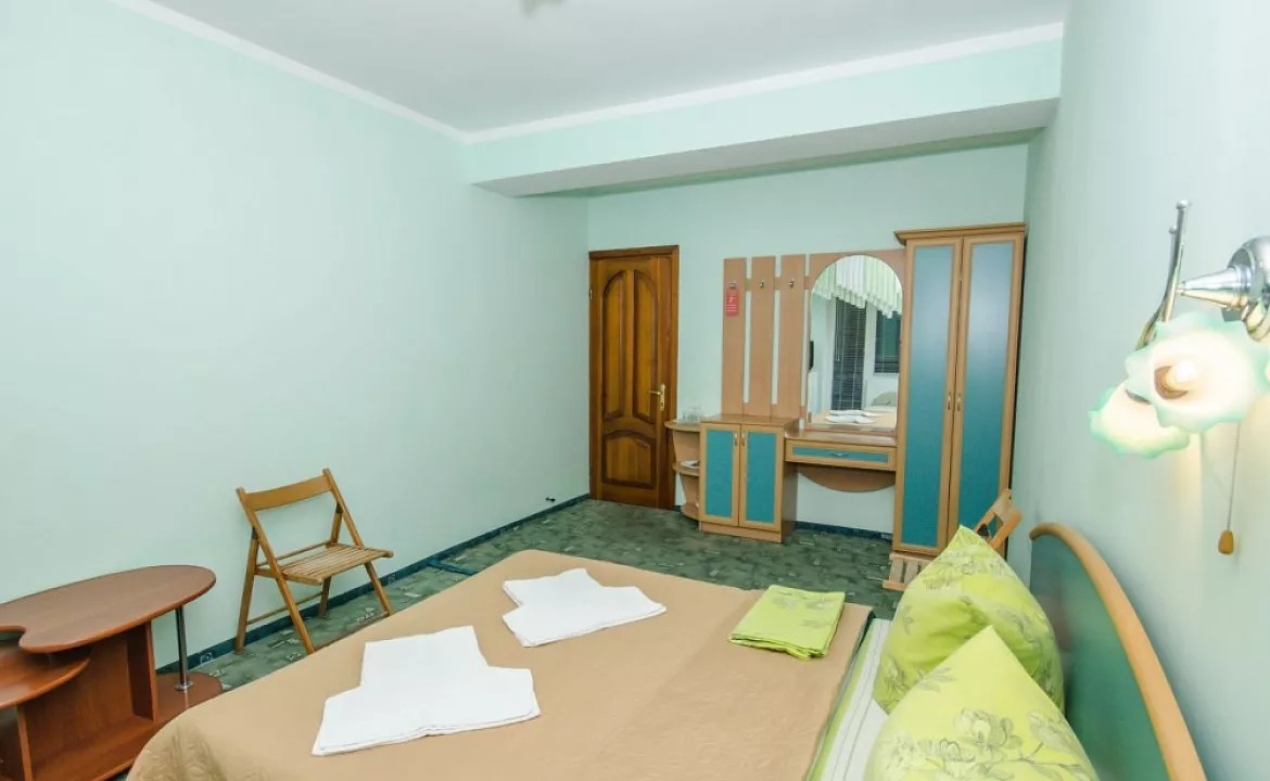 ЭКОНОМ+. Отель "Седьмое небо". Утёс