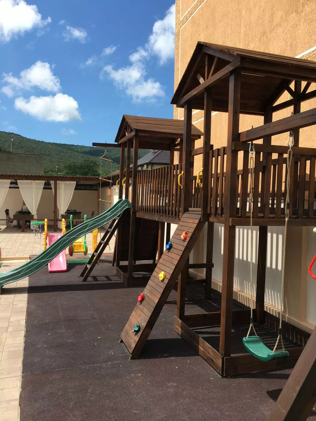 . Гостевой дом АНИКСИ. Кабардинка