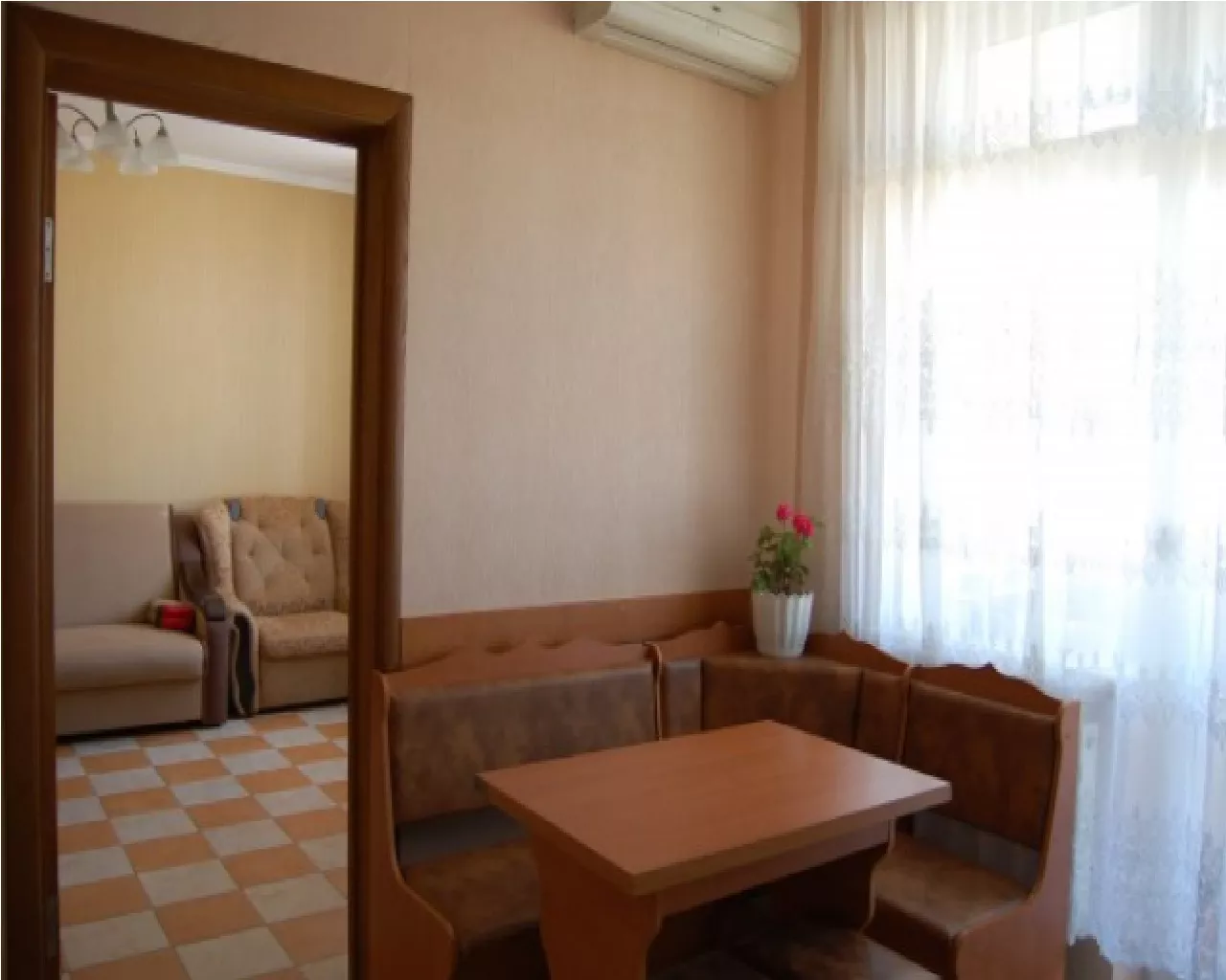 . Квартира в многоквартирном доме на ул. Демышева 125а . Евпатория