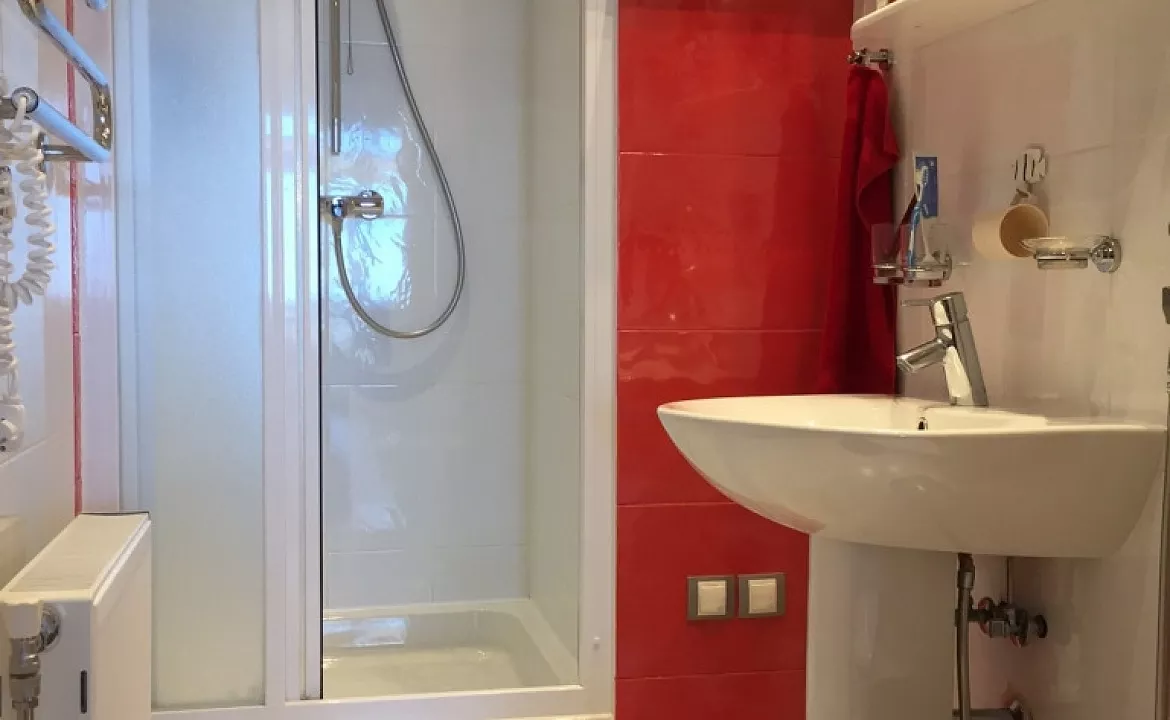 Апартаменты №5. Квартира в многоквартирном доме Апартаменты в закрытом комплексе Парковое. Парковое