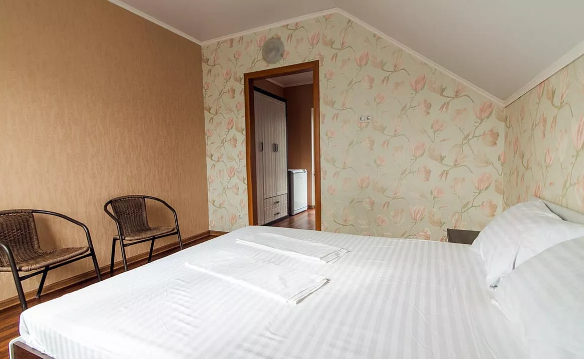 Стандарт. Отель Островок. Феодосия