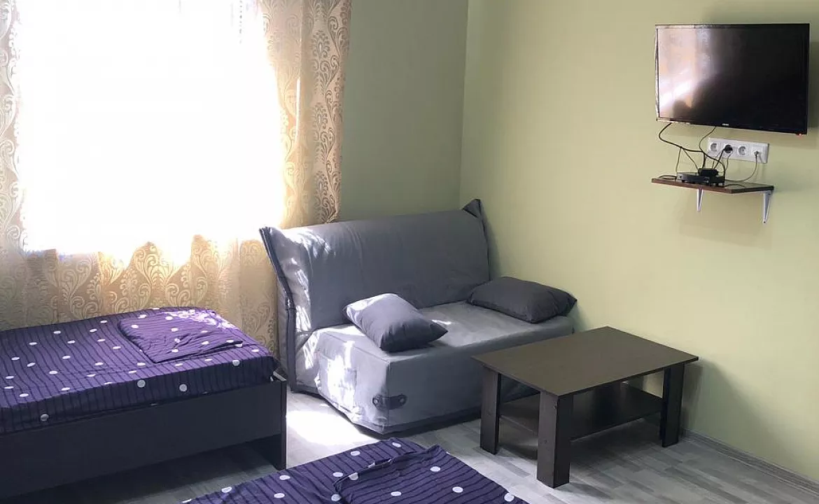 2х местный с доп местом и с отдельной кухней. Отель "Кипарис" - Гудаута. Гудаута