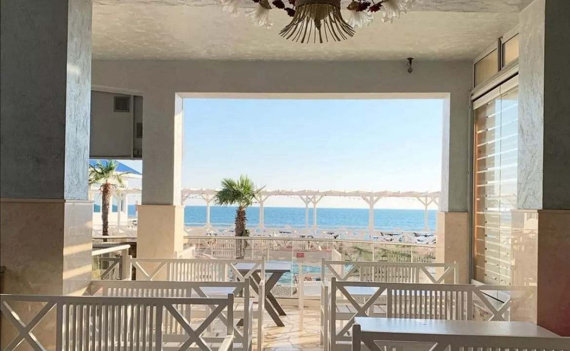 ЛЕТНЯЯ ВЕРАНДА. Отель КАВКАЗ. Гостиницы и отели Лазаревского ЛЕТНЯЯ ВЕРАНДА. Отель КАВКАЗ. Гостиницы и отели Лазаревского