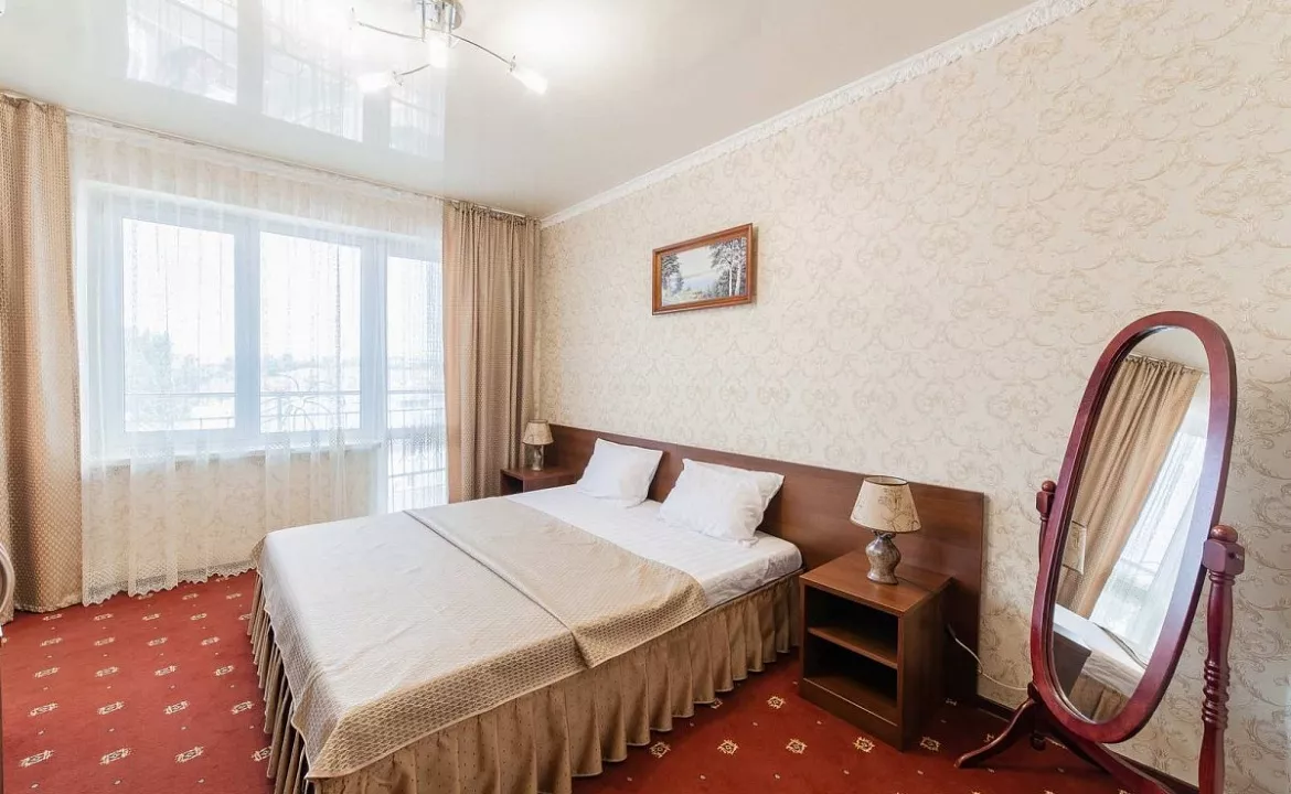 АПАРТАМЕНТЫ. Отель "Плаза". Анапа