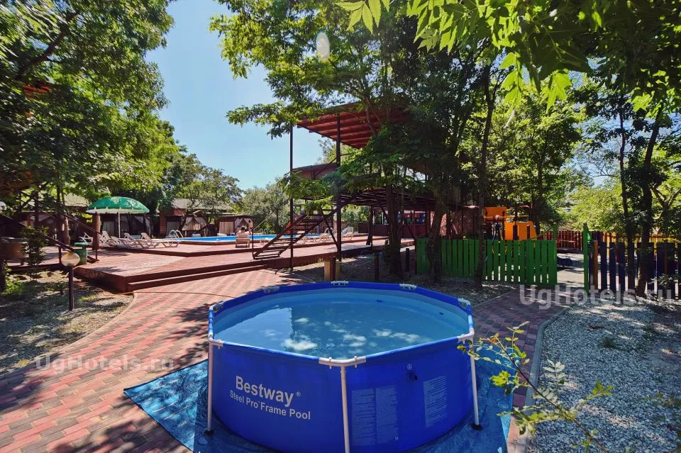 . Отель "Поляна". Дивноморское