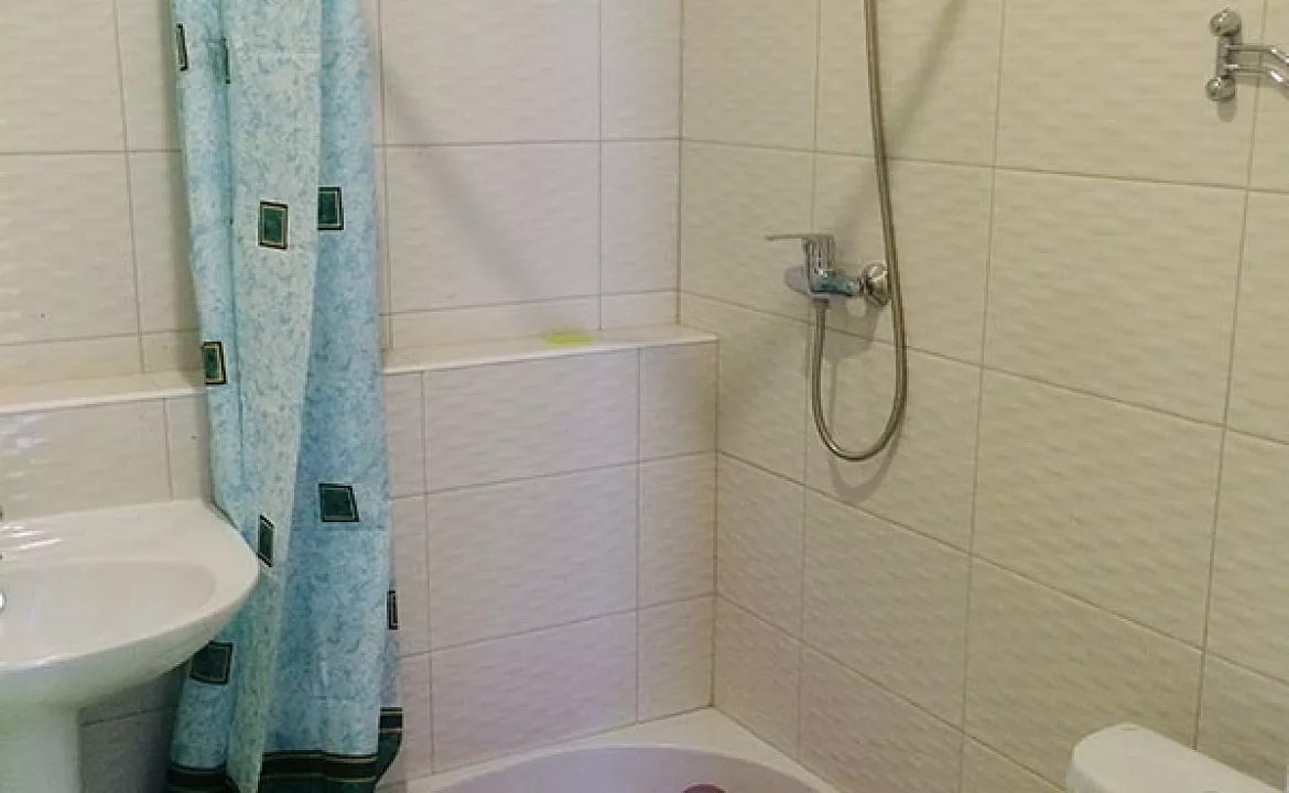 Двухкомнатные Аппартаменты с балконом боковой вид на море. Мини-гостиница "Премьера". Кацивели